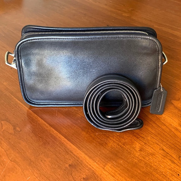 Vintage black Coach 'Legacy East West Compartment Bag No. 9164' - Picture 13 of 13